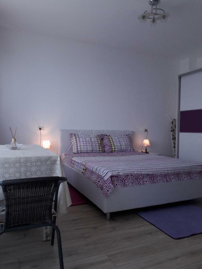Studio Sunset Violet Mamaia Esterno foto