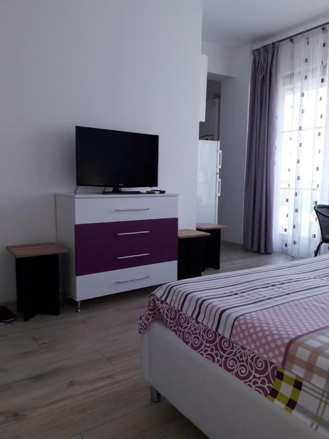 Studio Sunset Violet Mamaia Esterno foto